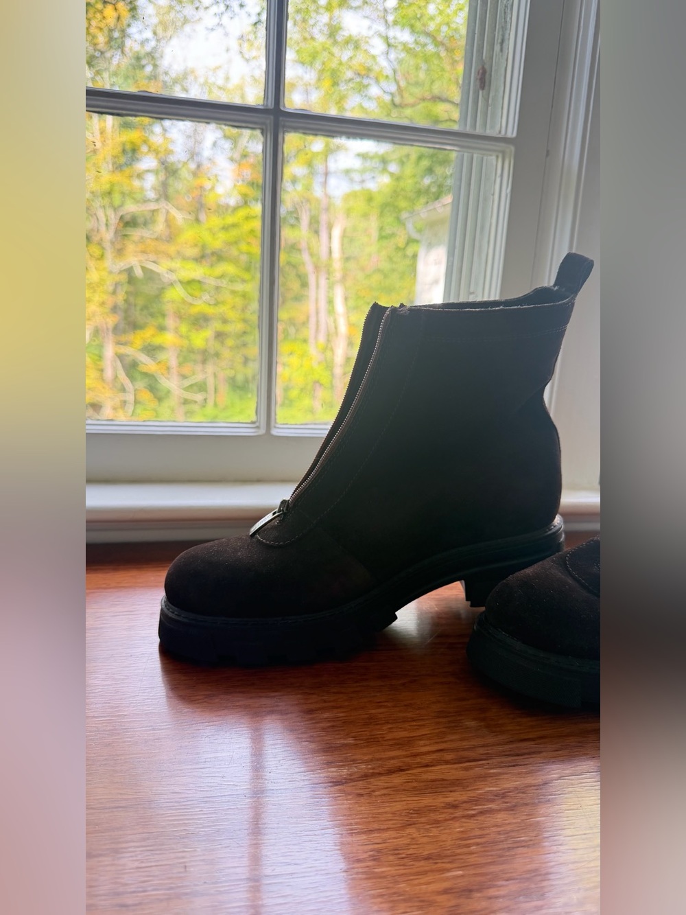 La canadien boots Women's Brown Suede Zip-Front Ankle Boots